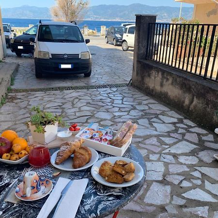 Sophie House : Appartamento Indipendente Ideale Per Vacanze Al Mare Reggio di Calabria Exteriör bild